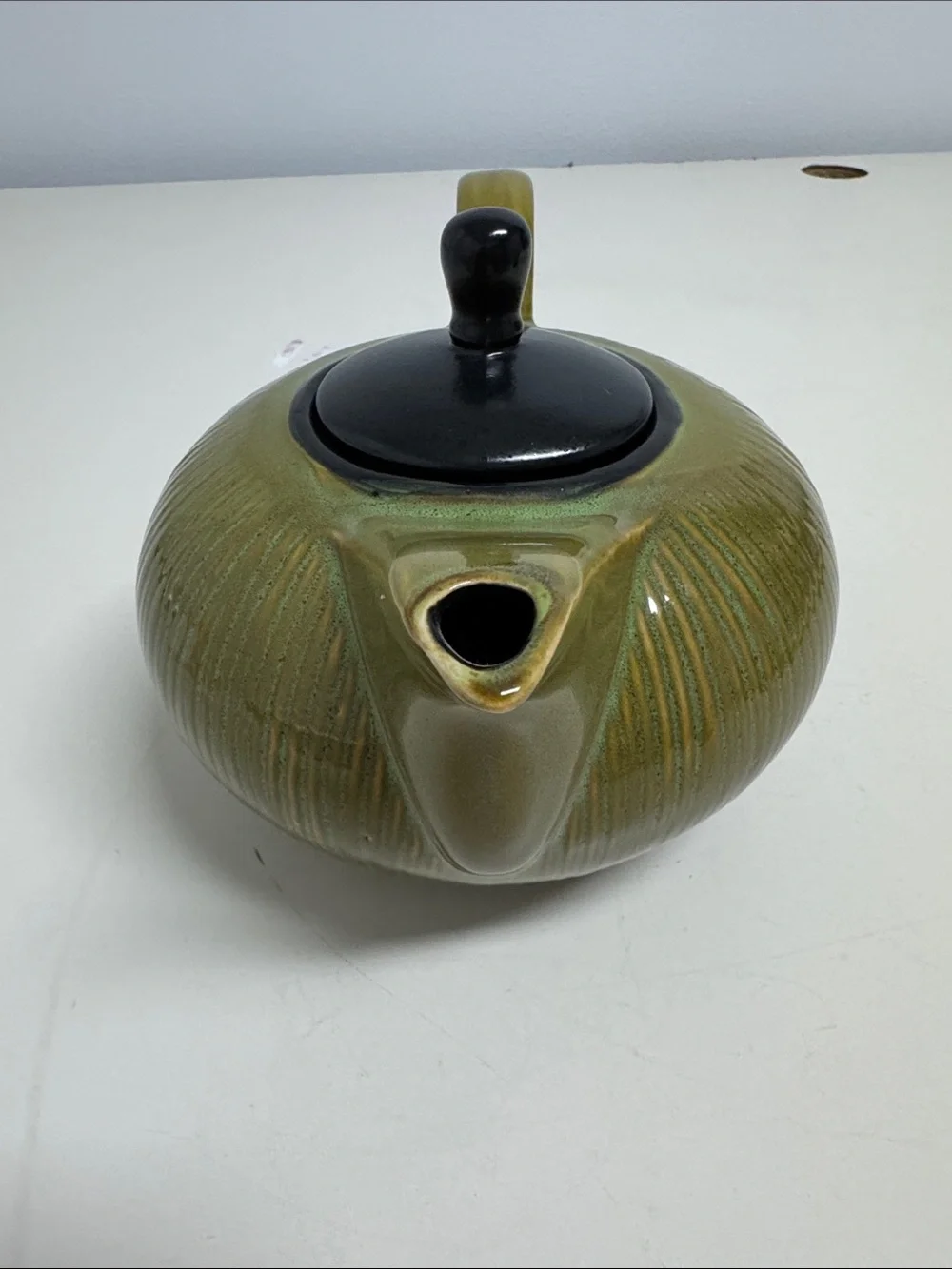 Gibson South Seas Collection Olive-Toned Ribbed Ceramic Teapot with Black Lid